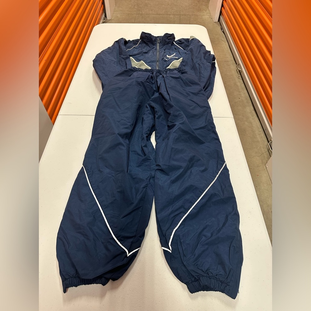 US Air Force (USAF) track suit size S
B327